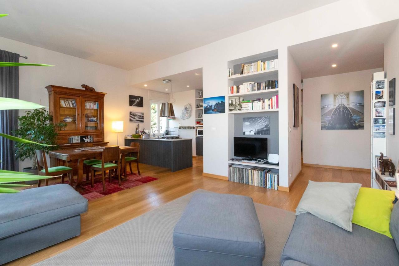 Charming Apartment With Parking! ตูริน ภายนอก รูปภาพ