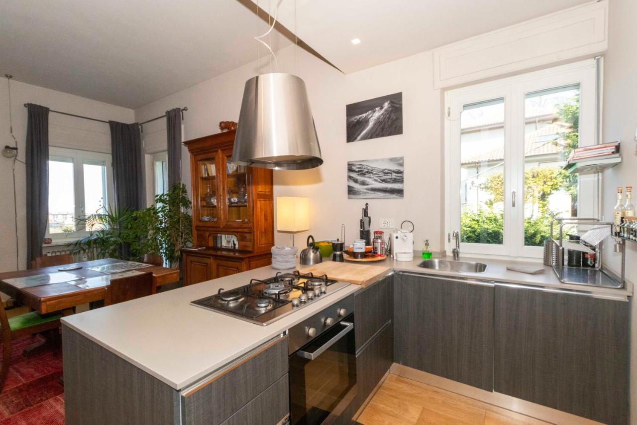 Charming Apartment With Parking! ตูริน ภายนอก รูปภาพ