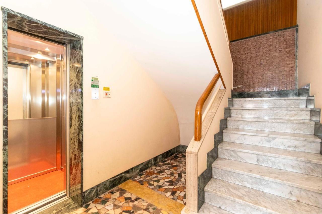 Charming Apartment With Parking! ตูริน ภายนอก รูปภาพ