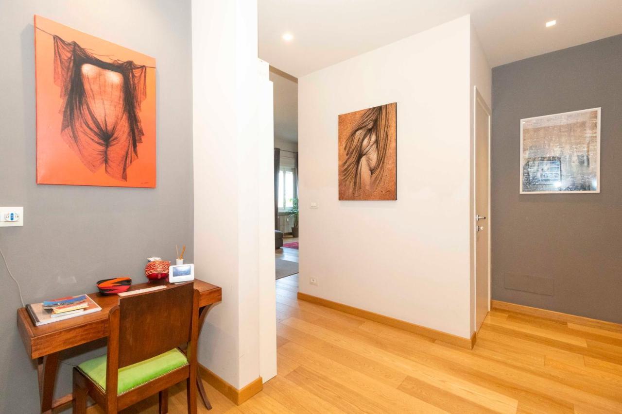 Charming Apartment With Parking! ตูริน ภายนอก รูปภาพ